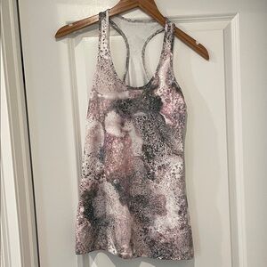 Lululemon Women’s Pink Marble Racerback Tank Top size 6